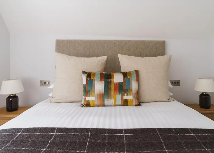 Shepherds Rock * Windermere